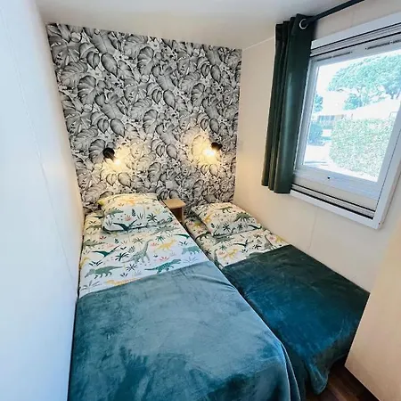 Kamp alanı Camping Elysee - Mobile-home Le Jungle'home